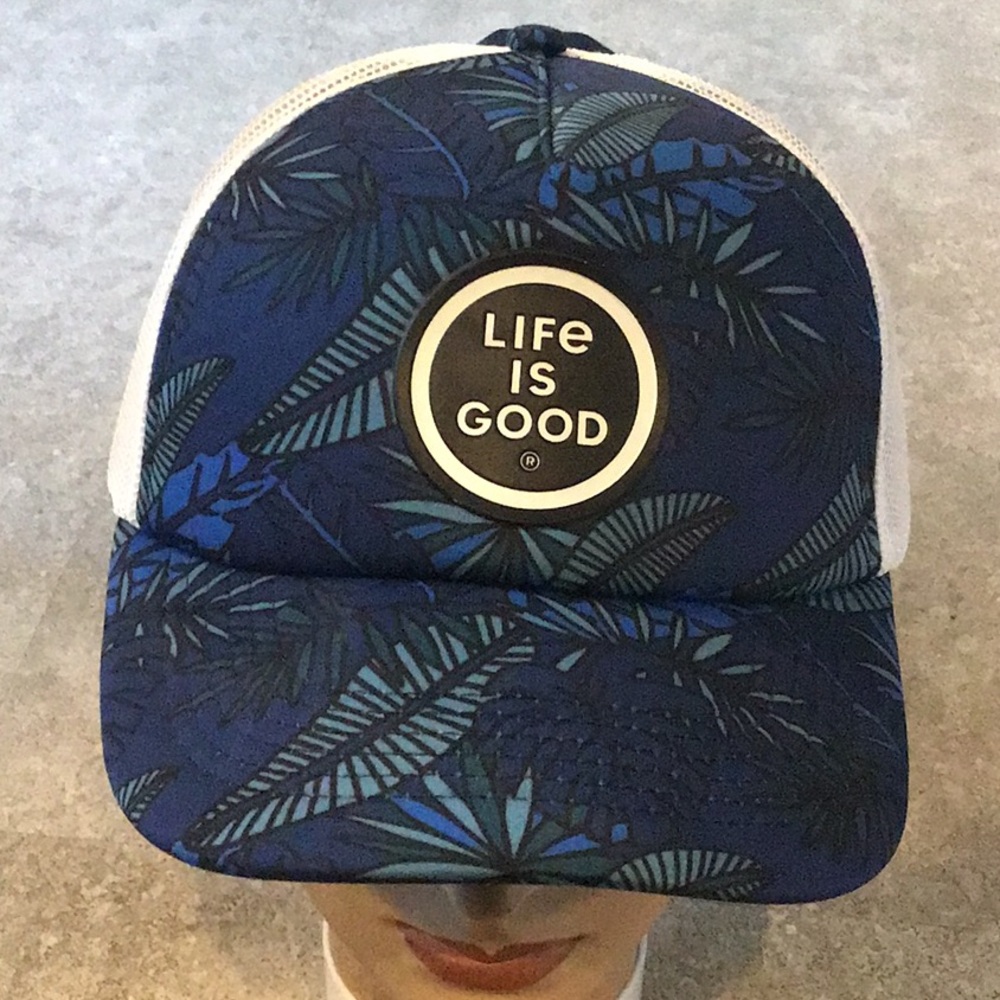 Life is Good coin trucker hat new